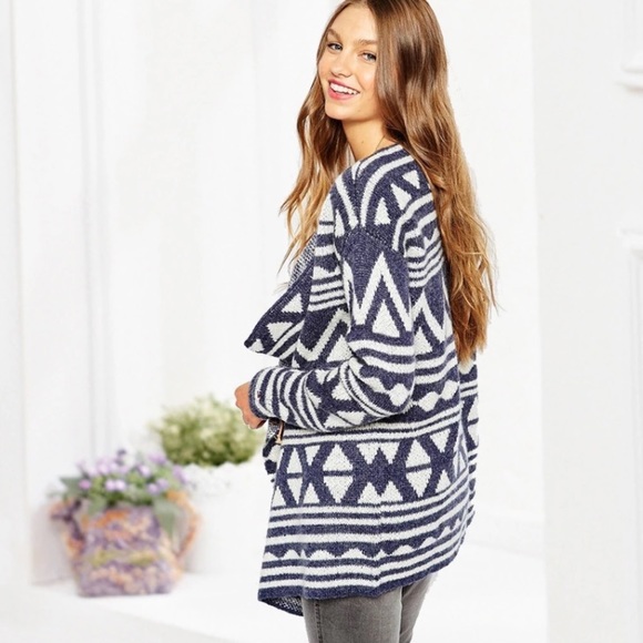 💥LAST ONE💥 Open Front Cardigan - Picture 2 of 3